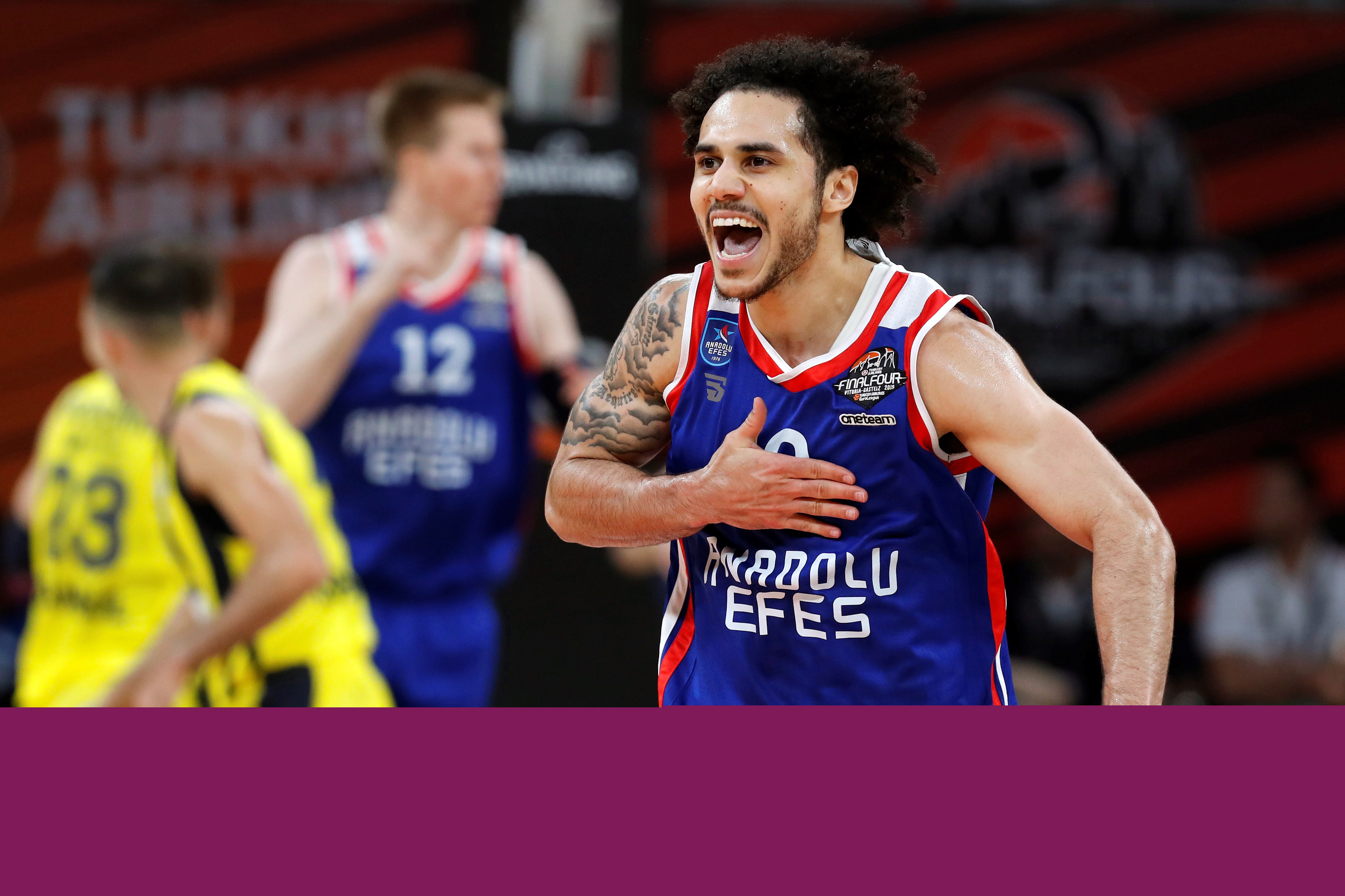 官方：青岛海牛外援拉德曼诺瓦茨自由身离队，转战匈牙利联赛（青岛海牛官宣：外援拉德曼诺瓦茨自由身离队，转投匈牙利联赛）