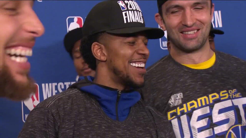 下半场站出来！孙铭徽14中4得到13分10助攻2抢断（孙铭徽下半场发力：14投4中拿下13分10助攻2抢断）