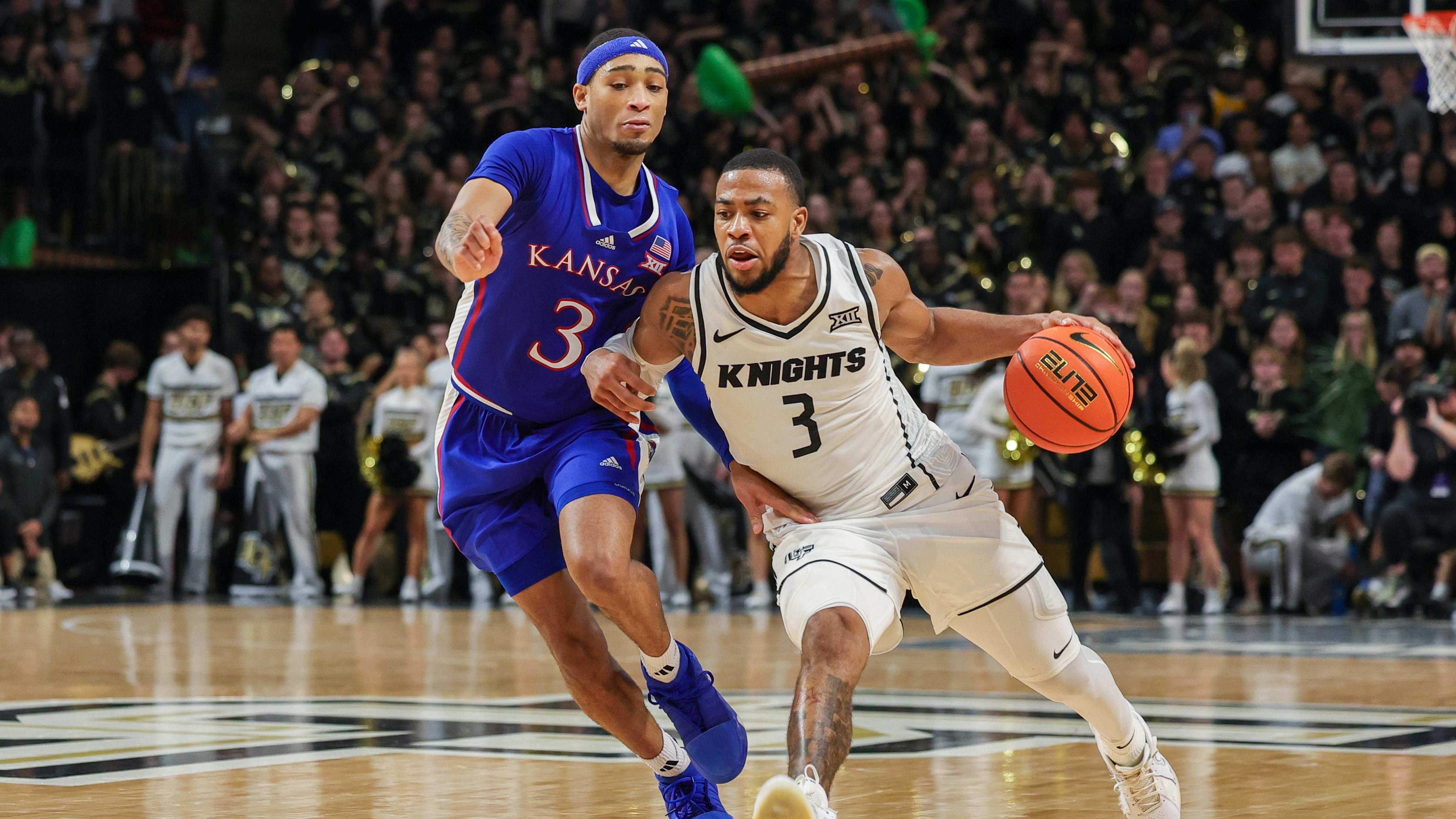 蓉城海港平局申花1球小负，中超三队本轮亚冠2平1负&持续垫底（亚冠本轮中超三队2平1负：蓉城、海港战平，申花一球憾负，仍居小组末位）