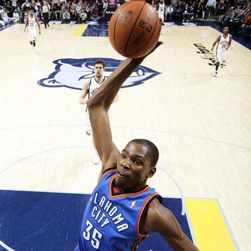 CBA：浙江男篮主场大胜新疆（CBA：浙江男篮主场轻取新疆）