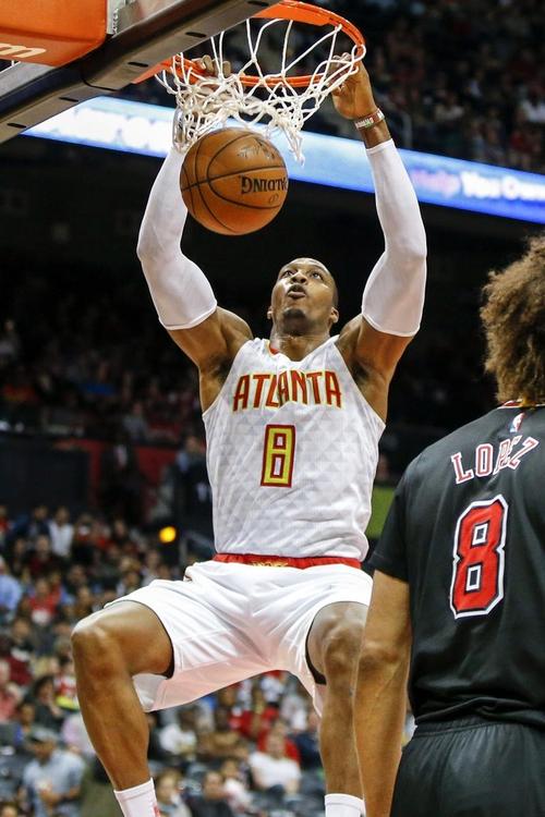 晚旗报：阿森纳旧将帕尔特伊即将加盟黄潜，将签约1+1年（据晚旗报，前阿森纳中场帕尔特伊接近加盟比利亚雷亚尔，合同为1+1年）