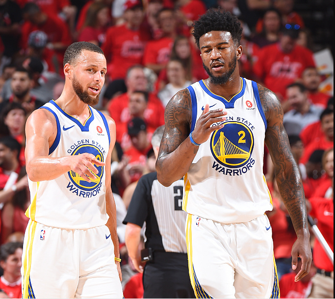 穆里尼奥迎来两场关键战，狂人依然骄傲，本赛季大有希望夺冠（穆里尼奥两场硬仗在即，狂人依旧桀骜，本季冲冠前景可期）