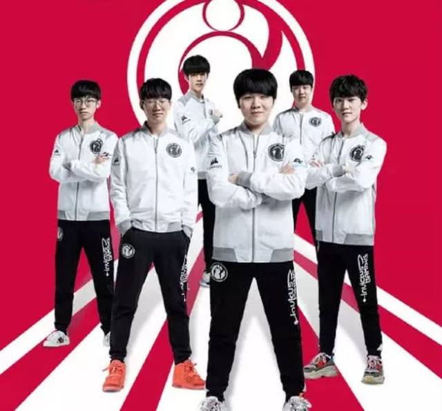 曼联官宣签下巴拉圭18岁新星莱昂 总价或达700万英镑